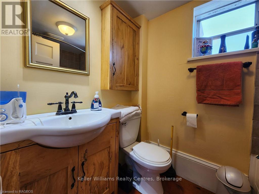 484 Carlisle Street — photo 40 of 43